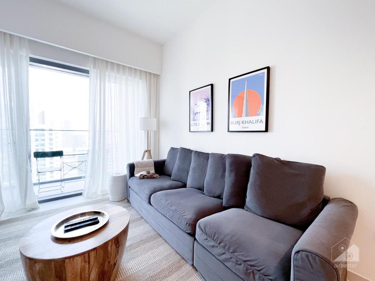 Apartment Luxury Burj Royale Modern View Balcony