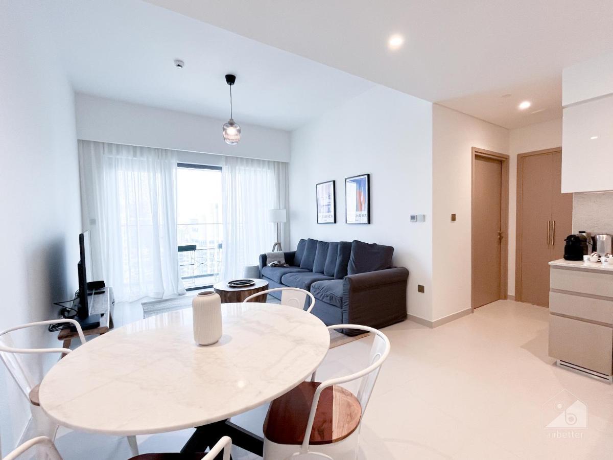 Apartment Luxury Burj Royale Modern View Balcony *
