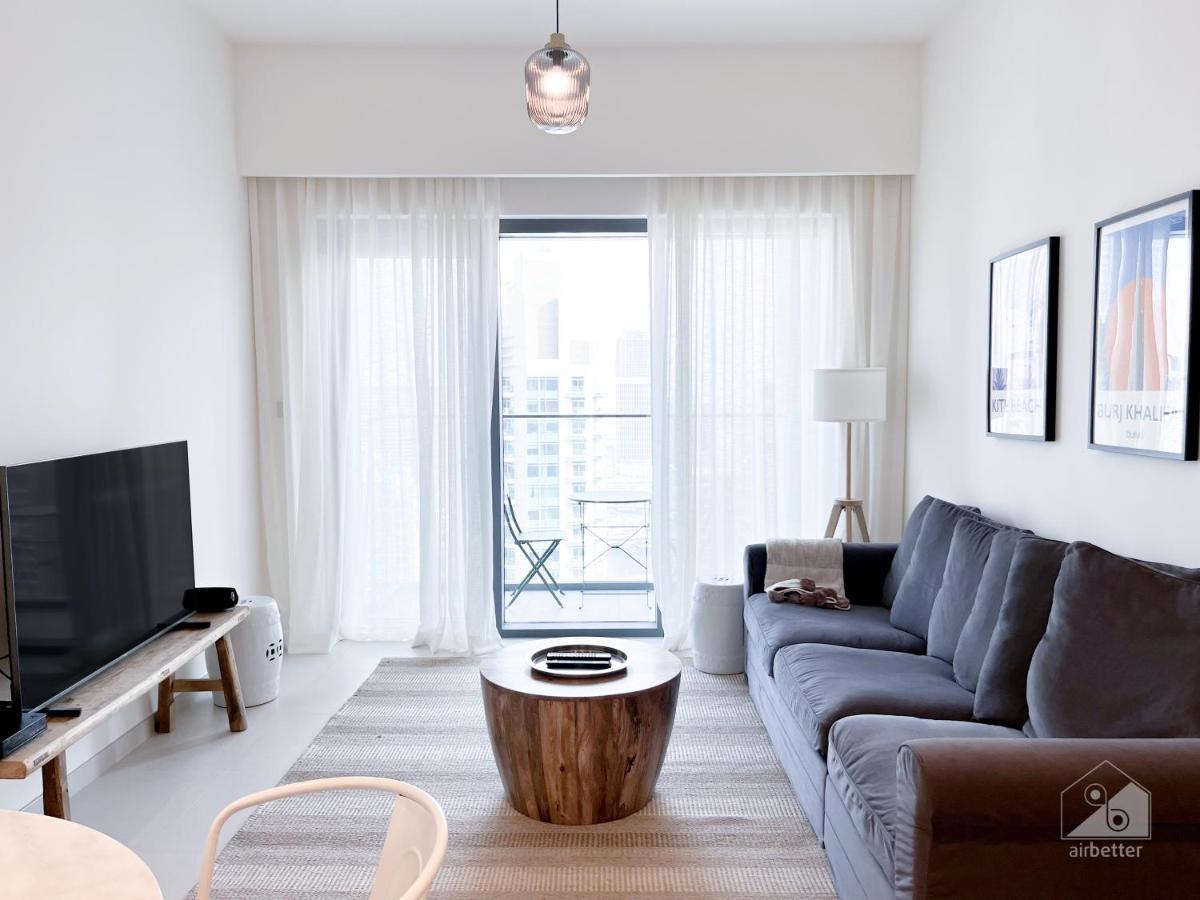 Luxury Burj Royale Modern View Balcony Apartment