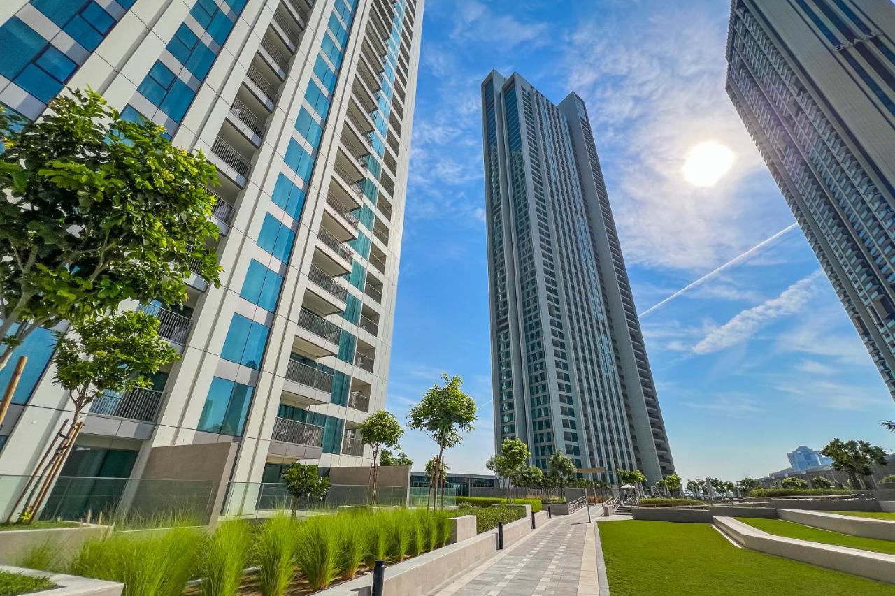 Fam Living - Stylish 1br In Downtown Views 2 Apartment Dubai