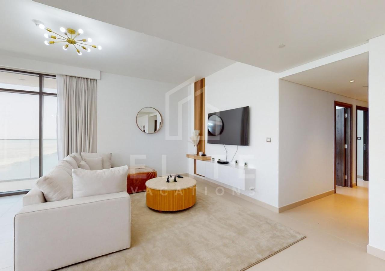 Full Burj And Creek Views Modern 4 Bed Upgraded Apartment Dubai