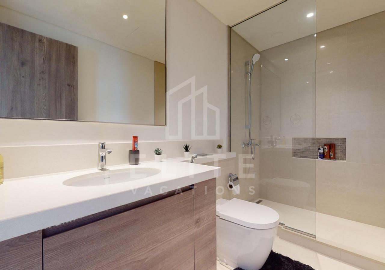 Full Burj And Creek Views Modern 4 Bed Upgraded Apartment