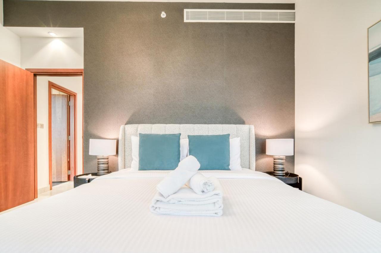 Park Towers, View - Difc - Mint Dubai