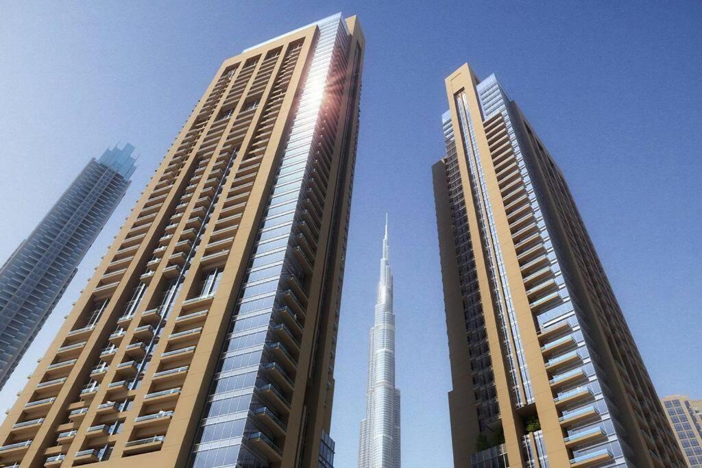 Luxurious 2br Next To Mall With Full Burj Khalifa View Apartment Dubai