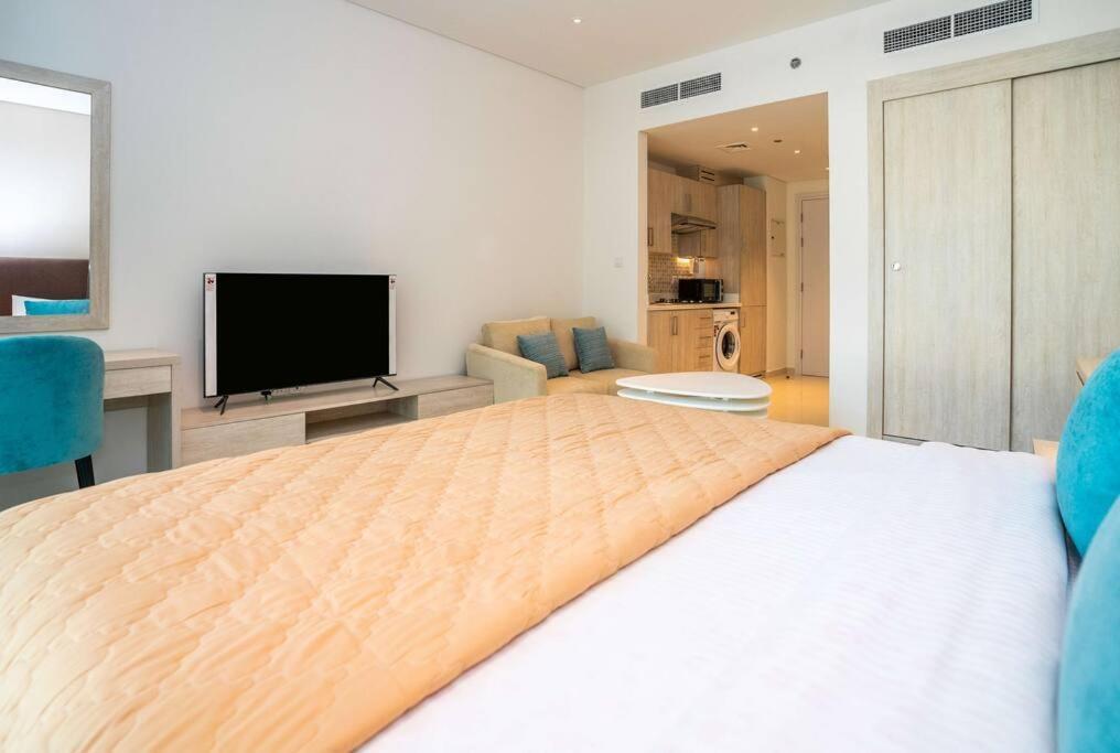 Apartamento Chic With Breathtaking Views At Seven Palm *