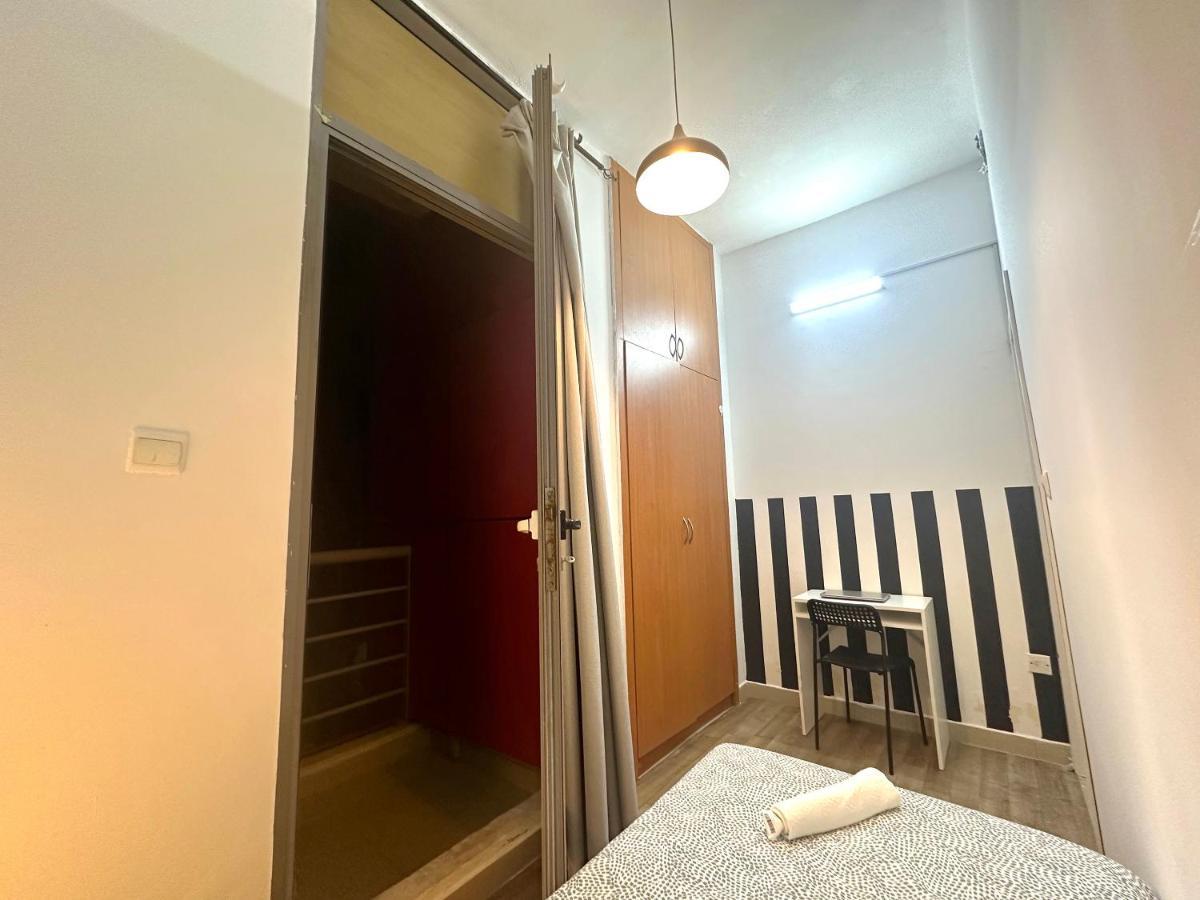 Homestay Cityview Partition With Balcony In Tecom Dubai