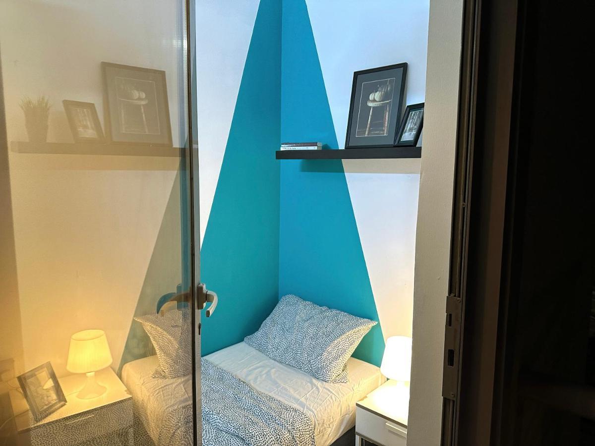 Cityview Partition With Balcony In Tecom Dubai