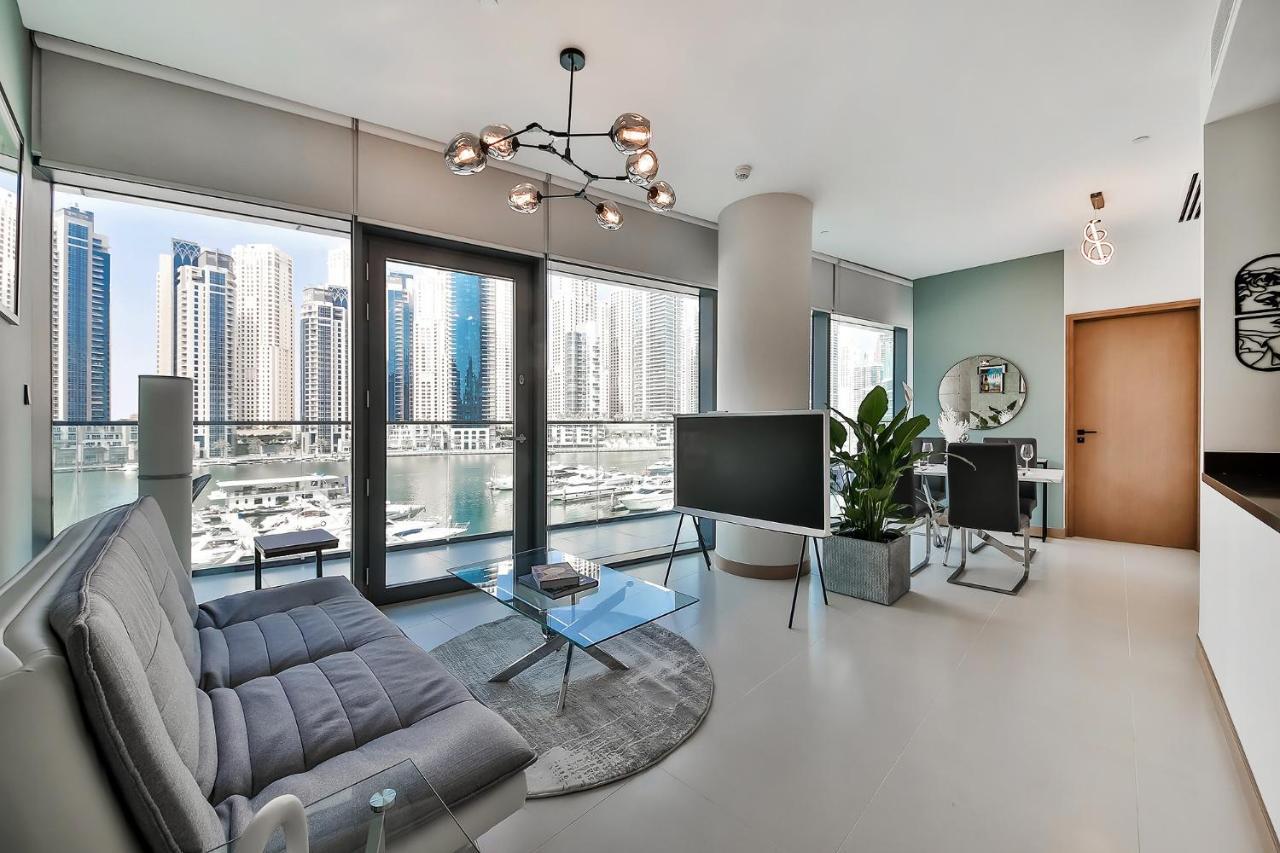 Luxurious 2br With Panoramic Marina View Apartment Dubai