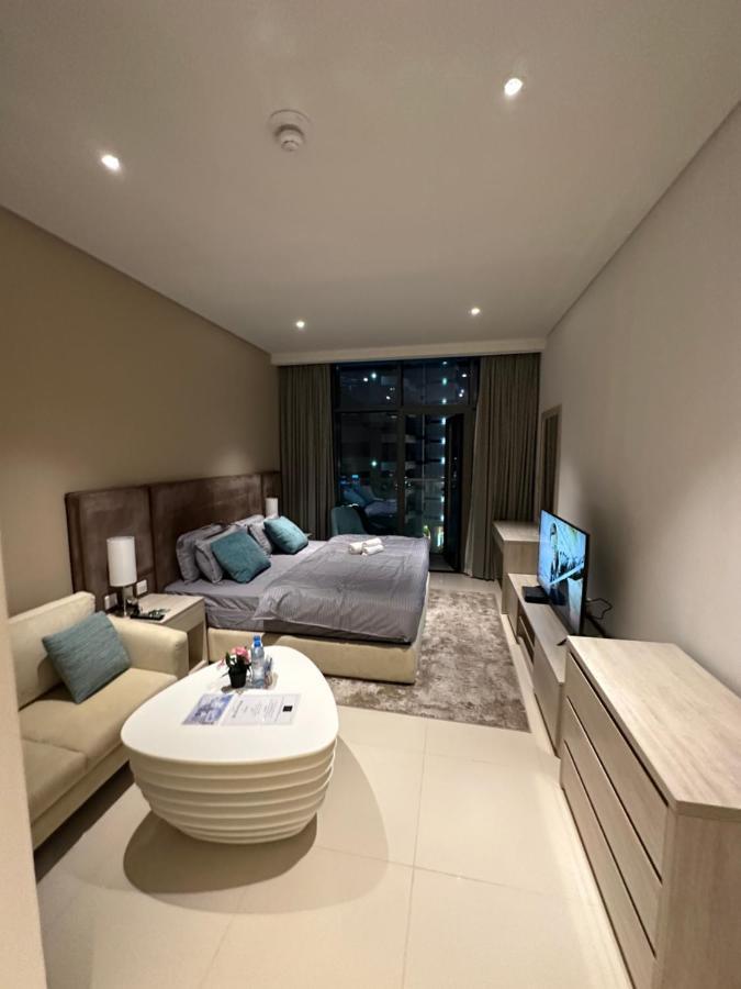 Apartment Seven Palm Residences- Luxury In The Heart Of The Palm Dubai