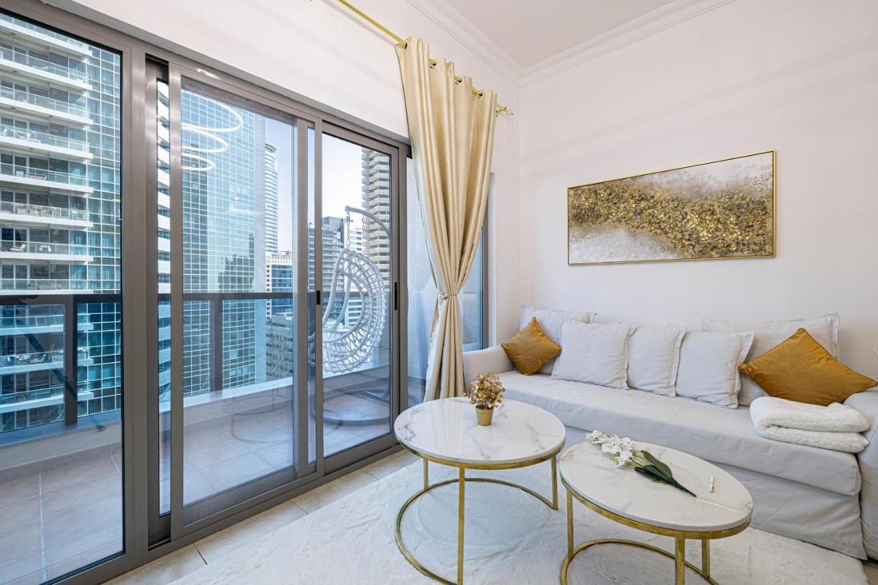 Luxury 1 Bedroom Full Marina View, Sleeps 5, 1 Min To Metro