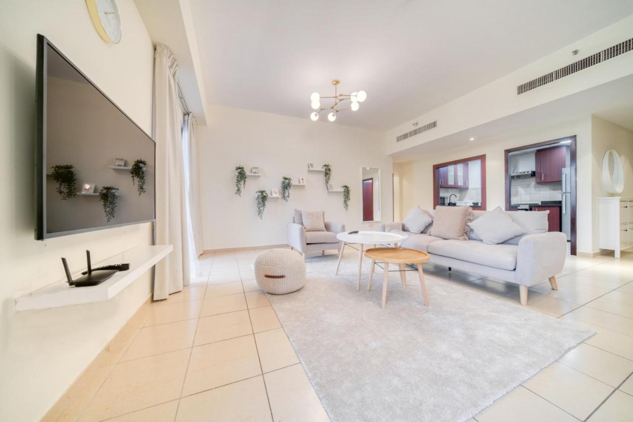 Rimal 1 - Jumeirah - Mint Apartment *