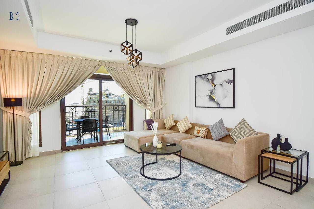 Daire Luxury Escapes - Contemporary 2br Gem In Madinat Jumeirah - Rahaal *