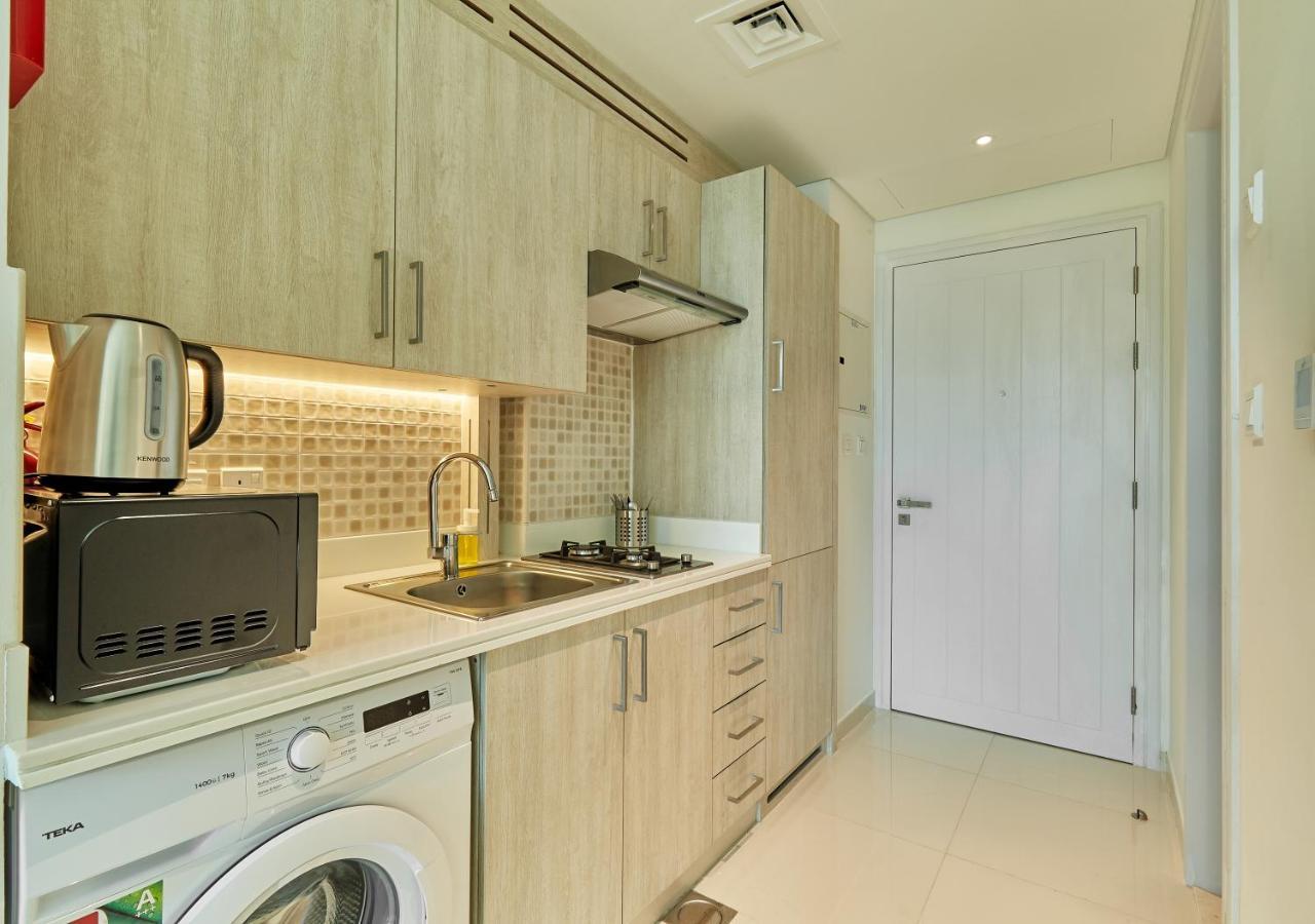 Apartment First Class In Seven Palm With Direct Access To The West Palm And Nakheel Mall Dubai