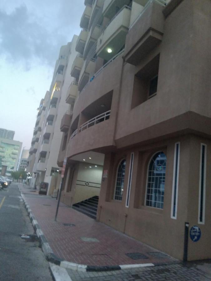 Daily Royal Flat *