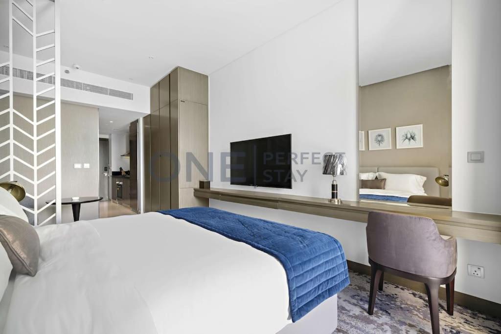 Luxurious Retreat In Maison Prive, *