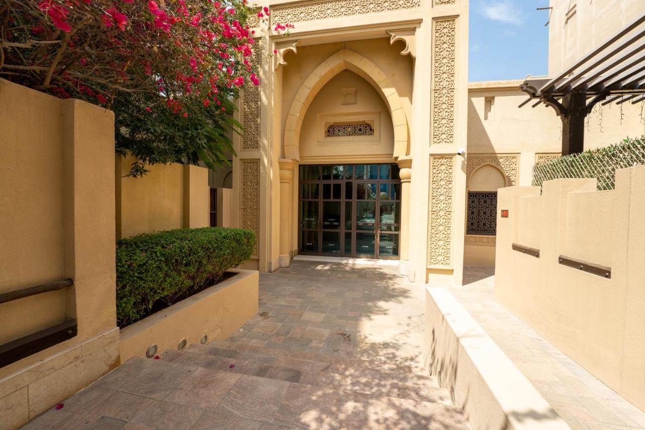 Apartment Healing Downtown Dxb Dubai