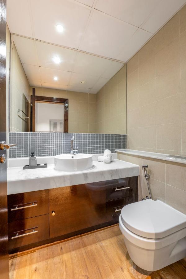 Luxury Downtown 1br - Ubora Tower Dubai