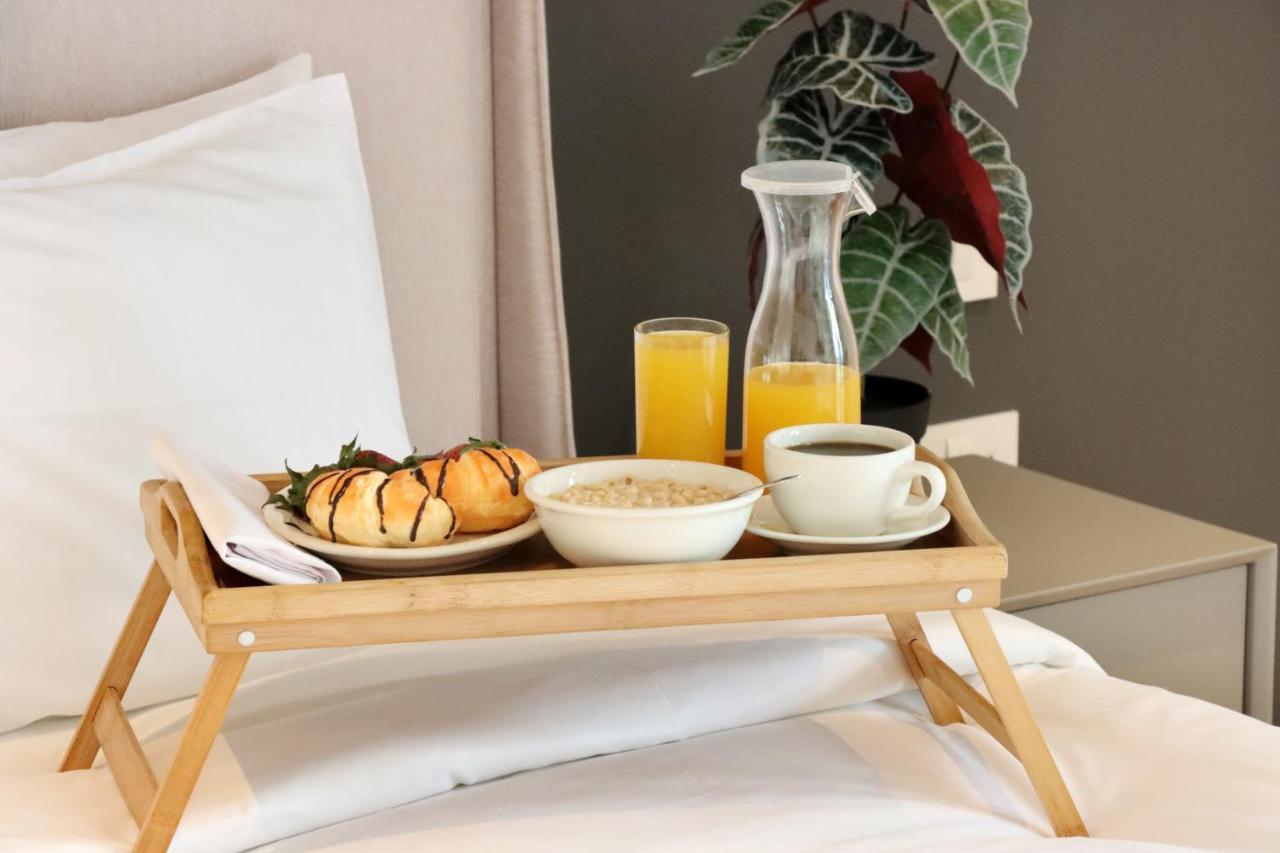 Luxurious 2 Bedroom In Bluewater W/sea View By Livbnb Apartment Dubai