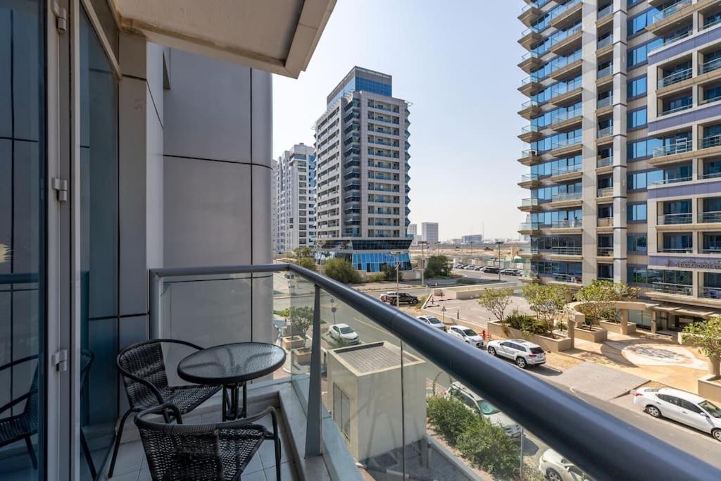 Waves Homes - Cozy & Fully Furnished In Sports Apartamento *