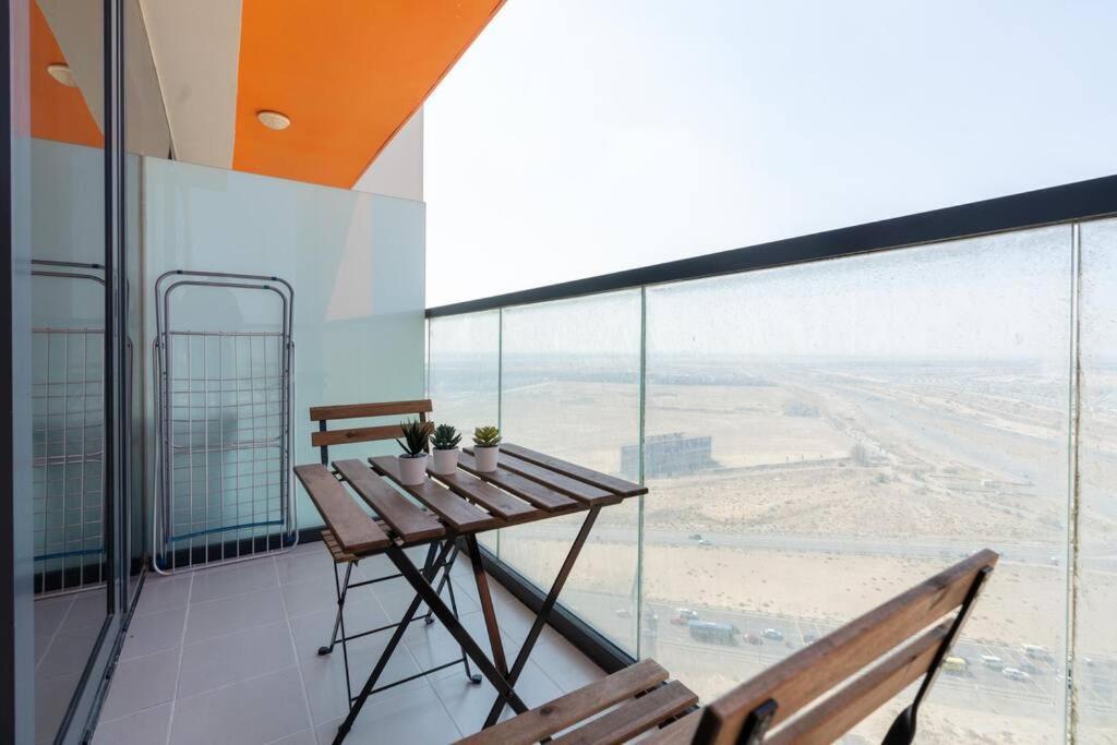 Creme De La Cozy 1 Bedroom Dubai
