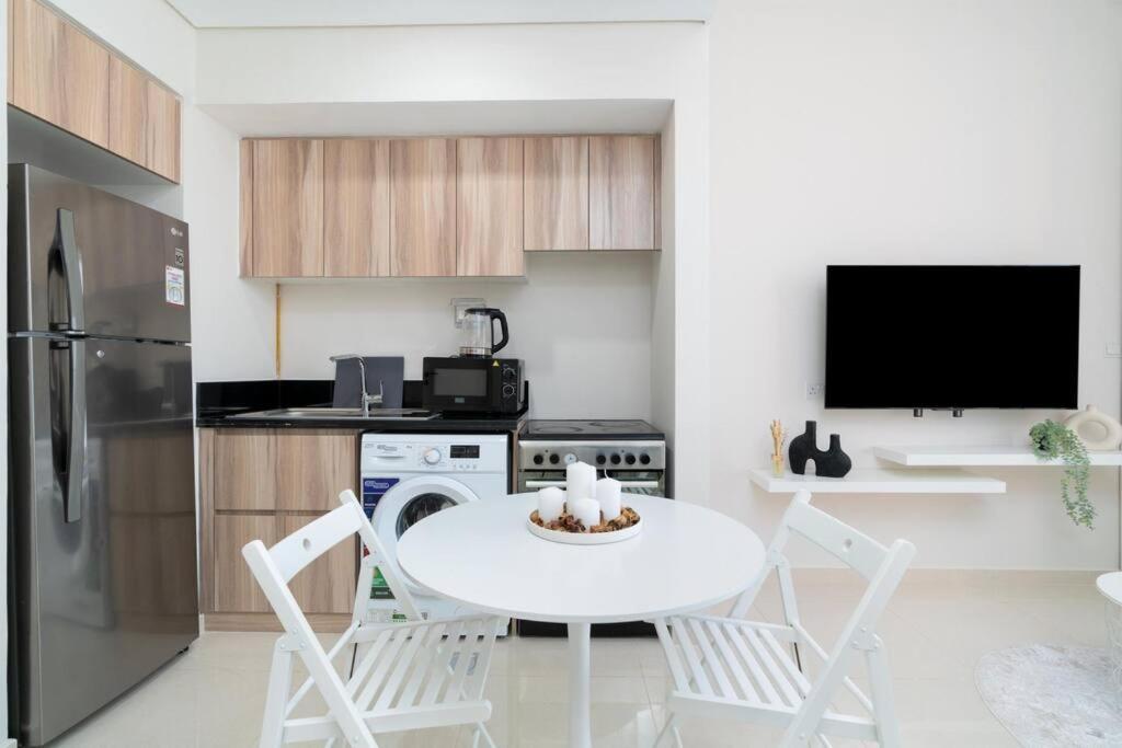 Apartment Creme De La Cozy 1 Bedroom *