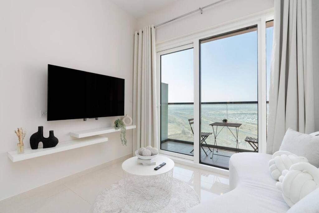 Creme De La Cozy 1 Bedroom * Dubai