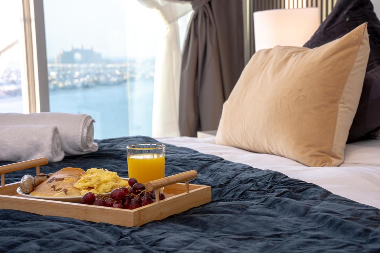 Your Luxury Beachfront Living Apartamento Dubai