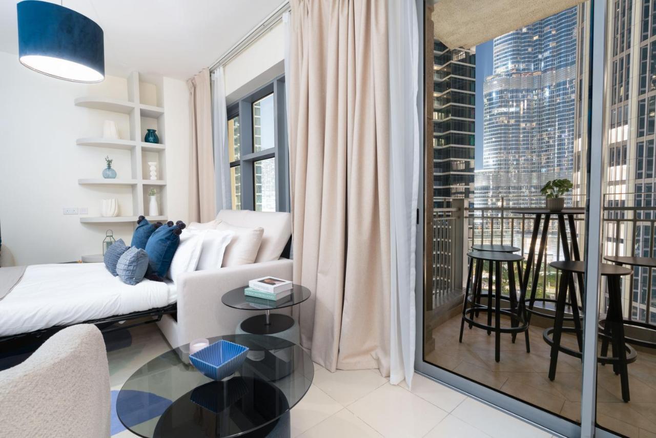 Burj Khalifa Views / 5 Min Walk From Mall / Opera / Upgraded / Designer Choice / 8 People / The Location Dubai