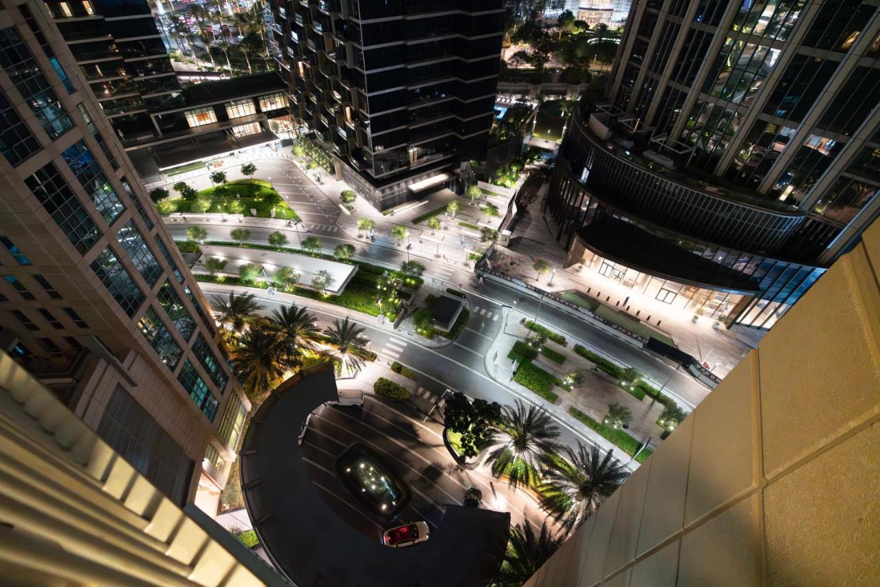 Burj Khalifa Views / 5 Min Walk From Mall / Opera / Upgraded / Designer Choice / 8 People / The Location Apartamento *