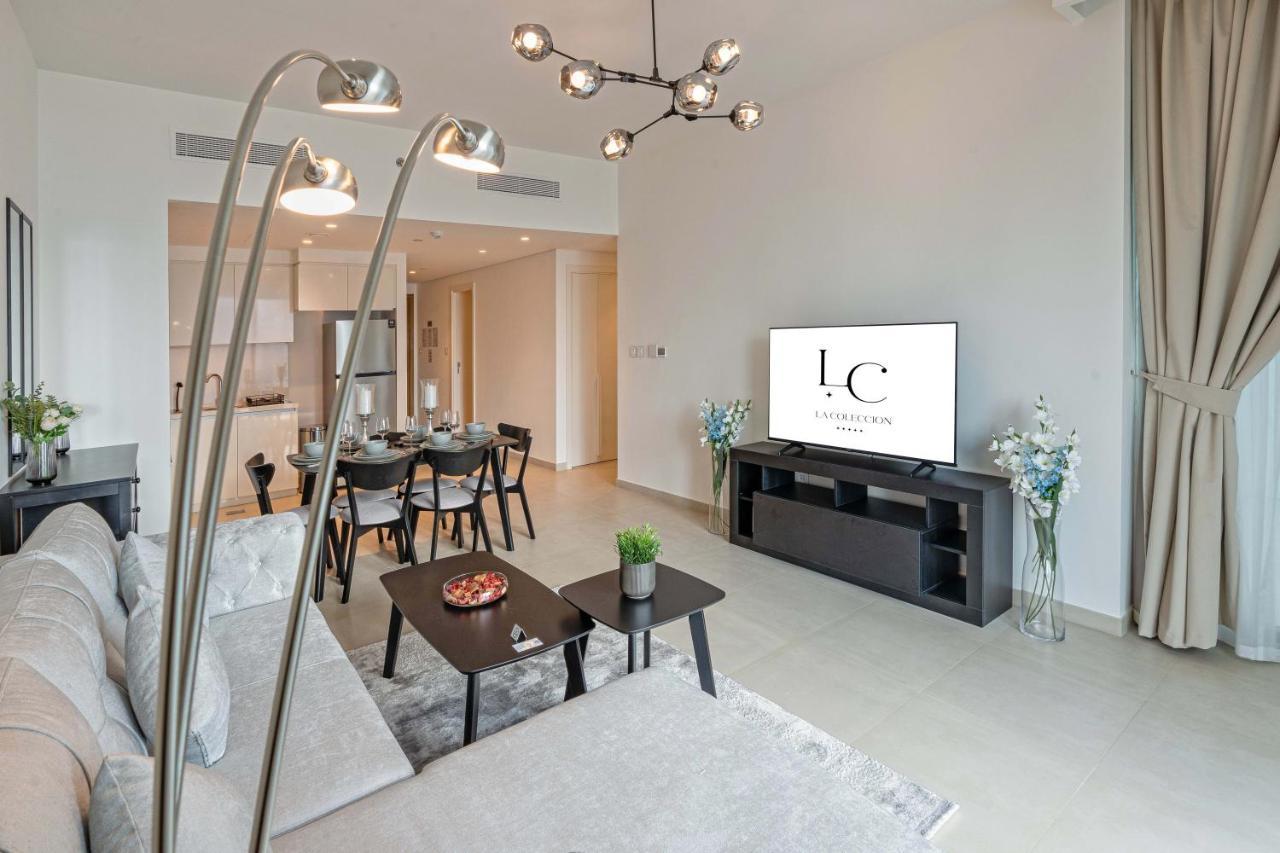 Sleeps 8 Burj Views Direct Mall Access Apartment *