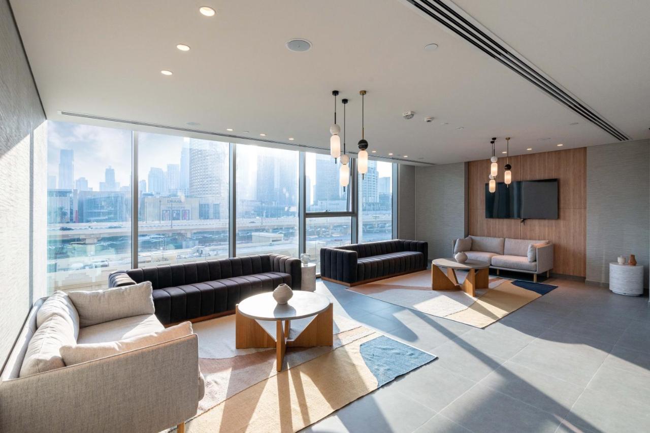Apartment Sleeps 8 Burj Views Direct Mall Access