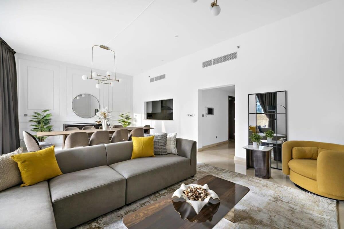 Silkhaus Ideal For Big Family, 5bdr With Private Roof Top Apartamento Dubai