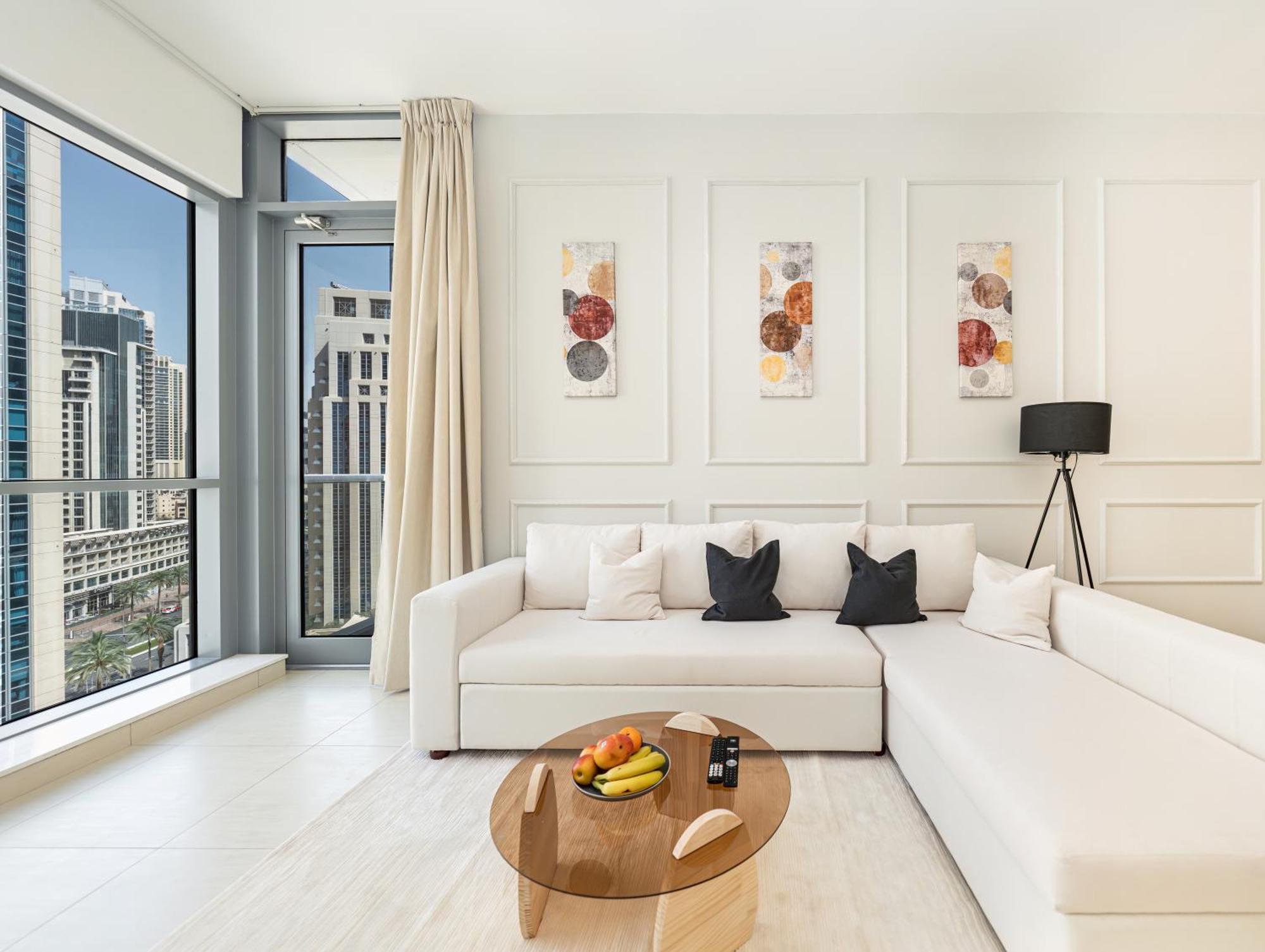 Stunning & Spacious Central 2bed 2bath Burj View * Dubai