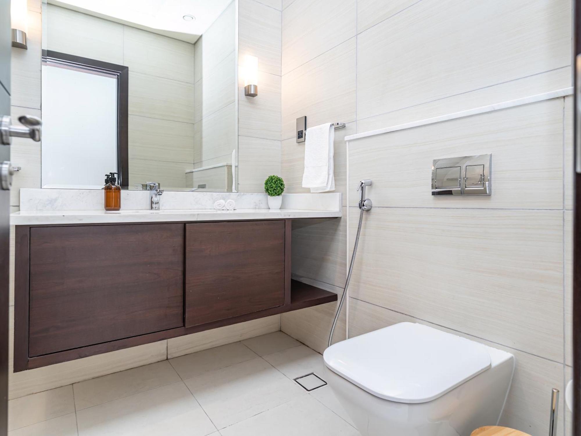 Apartment Stunning & Spacious Central 2bed 2bath Burj View