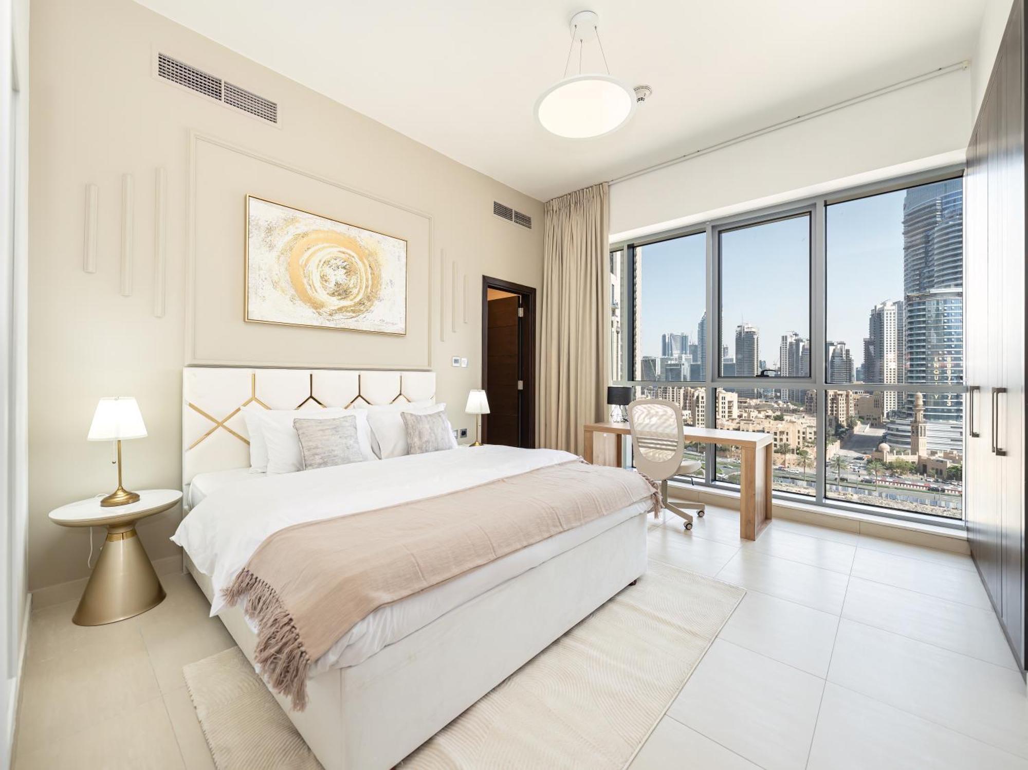 Stunning & Spacious Central 2bed 2bath Burj View Dubai