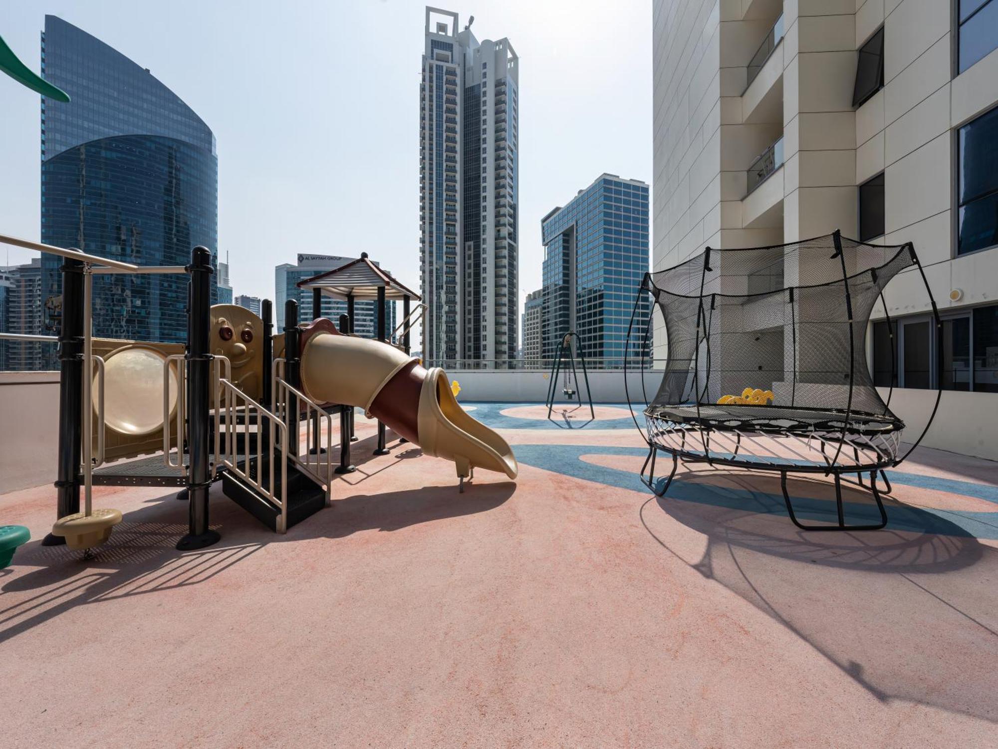 Apartment Stunning & Spacious Central 2bed 2bath Burj View