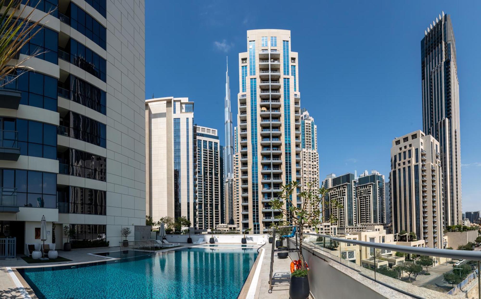 Stunning & Spacious Central 2bed 2bath Burj View