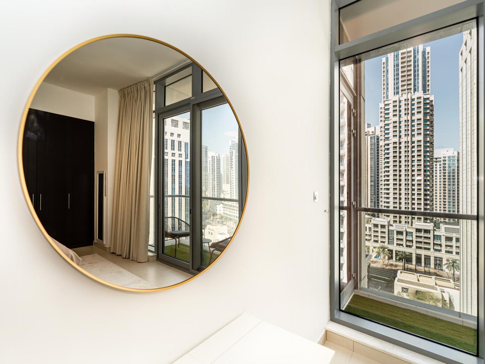 Stunning & Spacious Central 2bed 2bath Burj View Apartment *