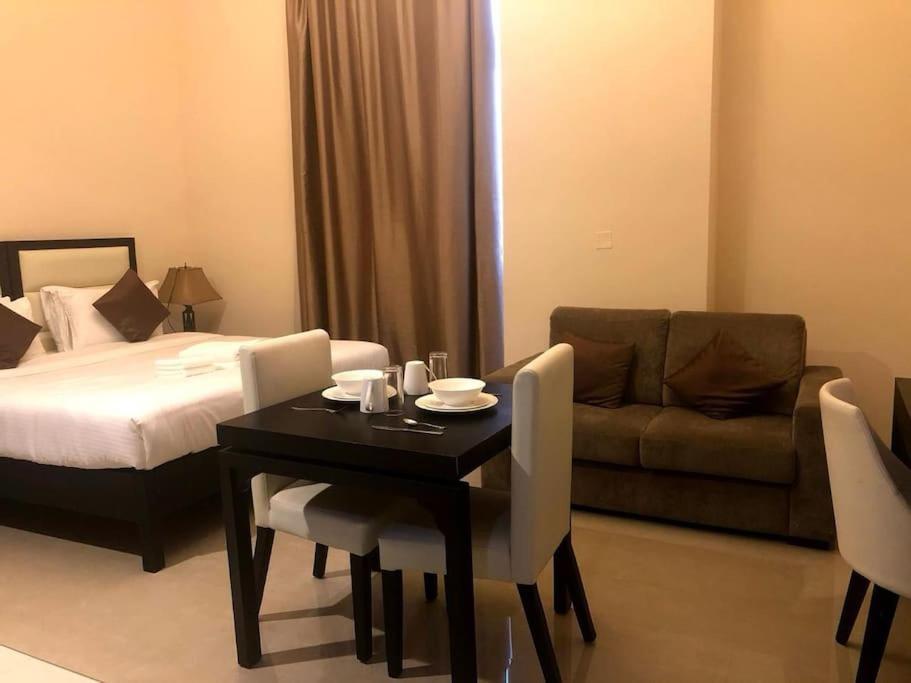 Apartment Luxury Studio/apartment In Jvc Dubai