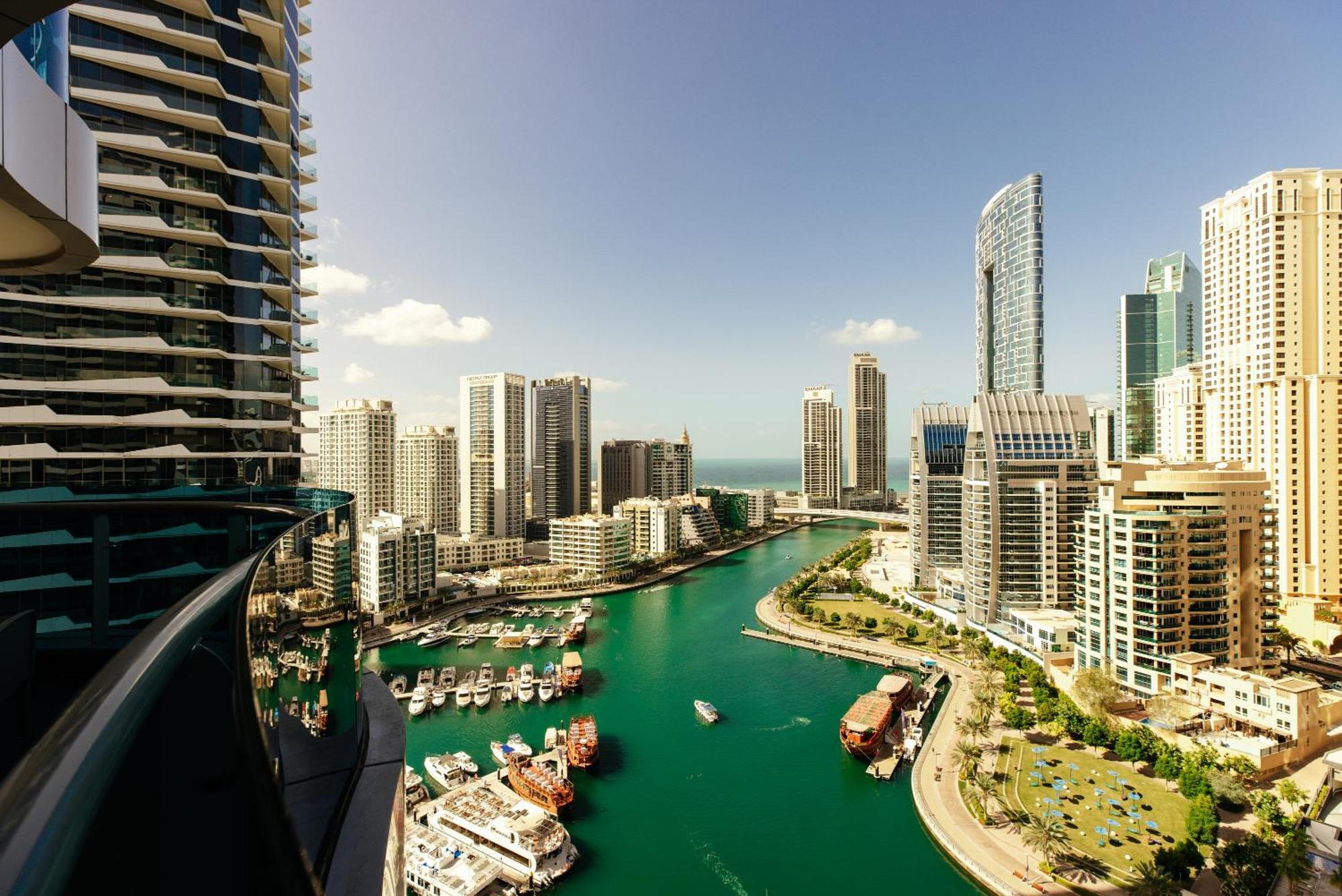 Stunning 2br With Captivating Marina View - 17ab06 Dubai