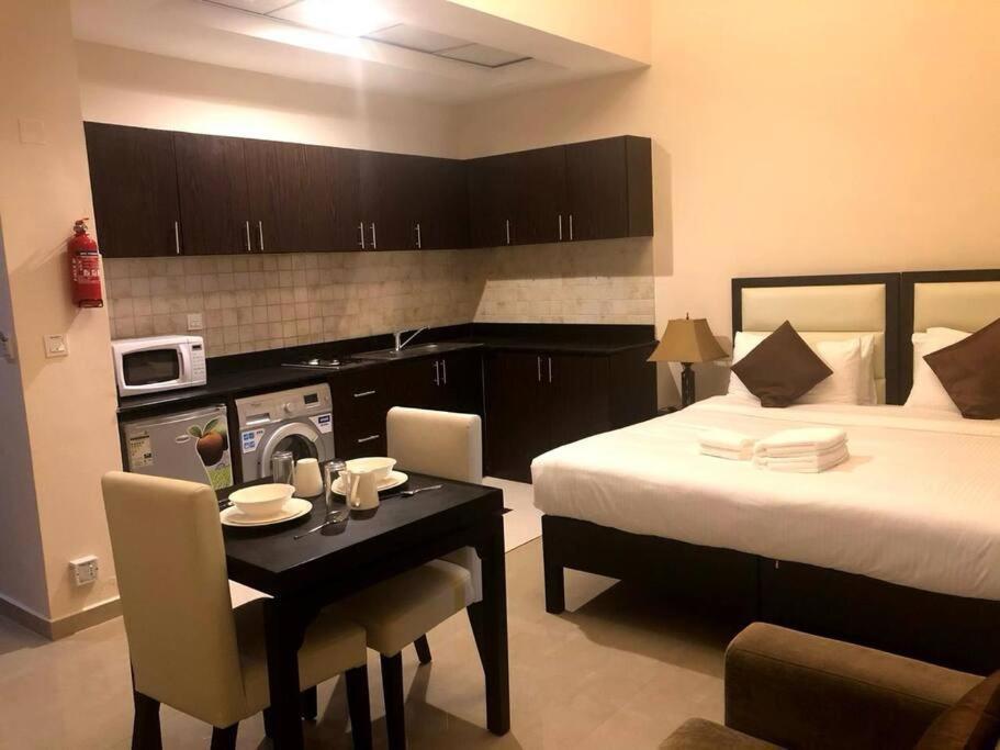 Apartment Luxury Studio/apartment In Jvc