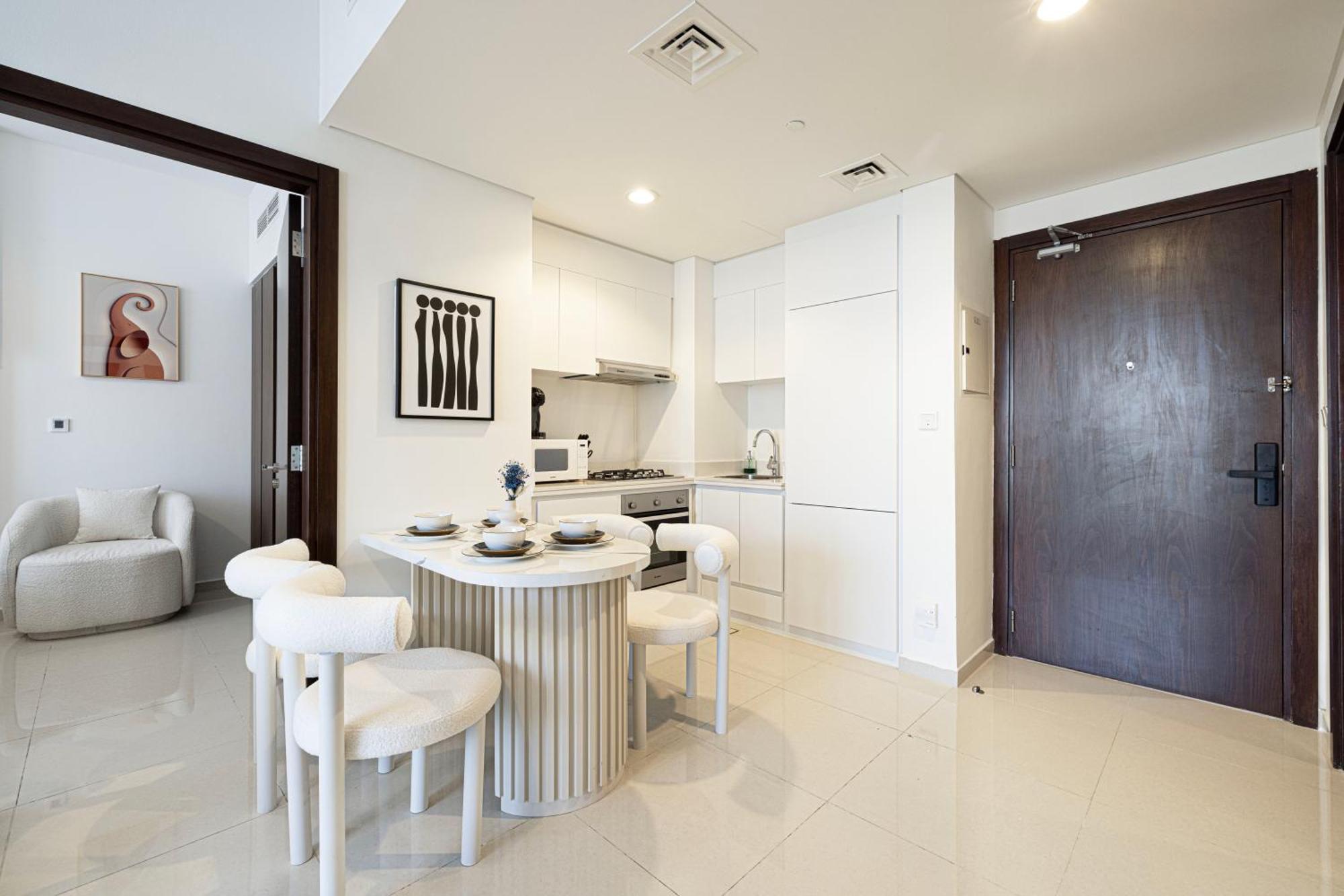 Apartment New Designed 2-br Downtown