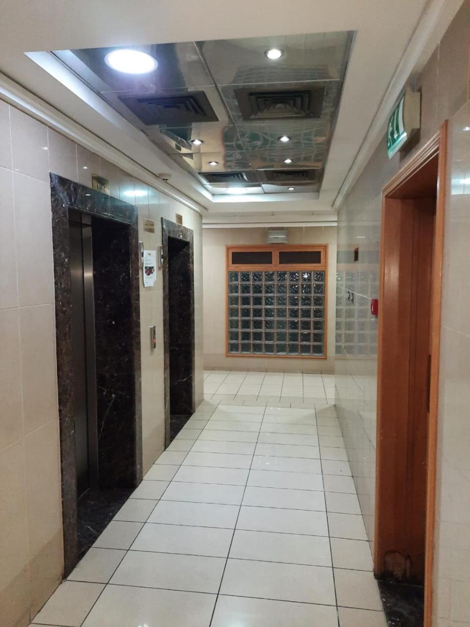 Homestay Metro Al Karama Building Dubai