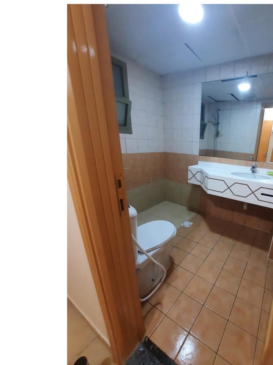 Homestay Metro Al Karama Building Dubai