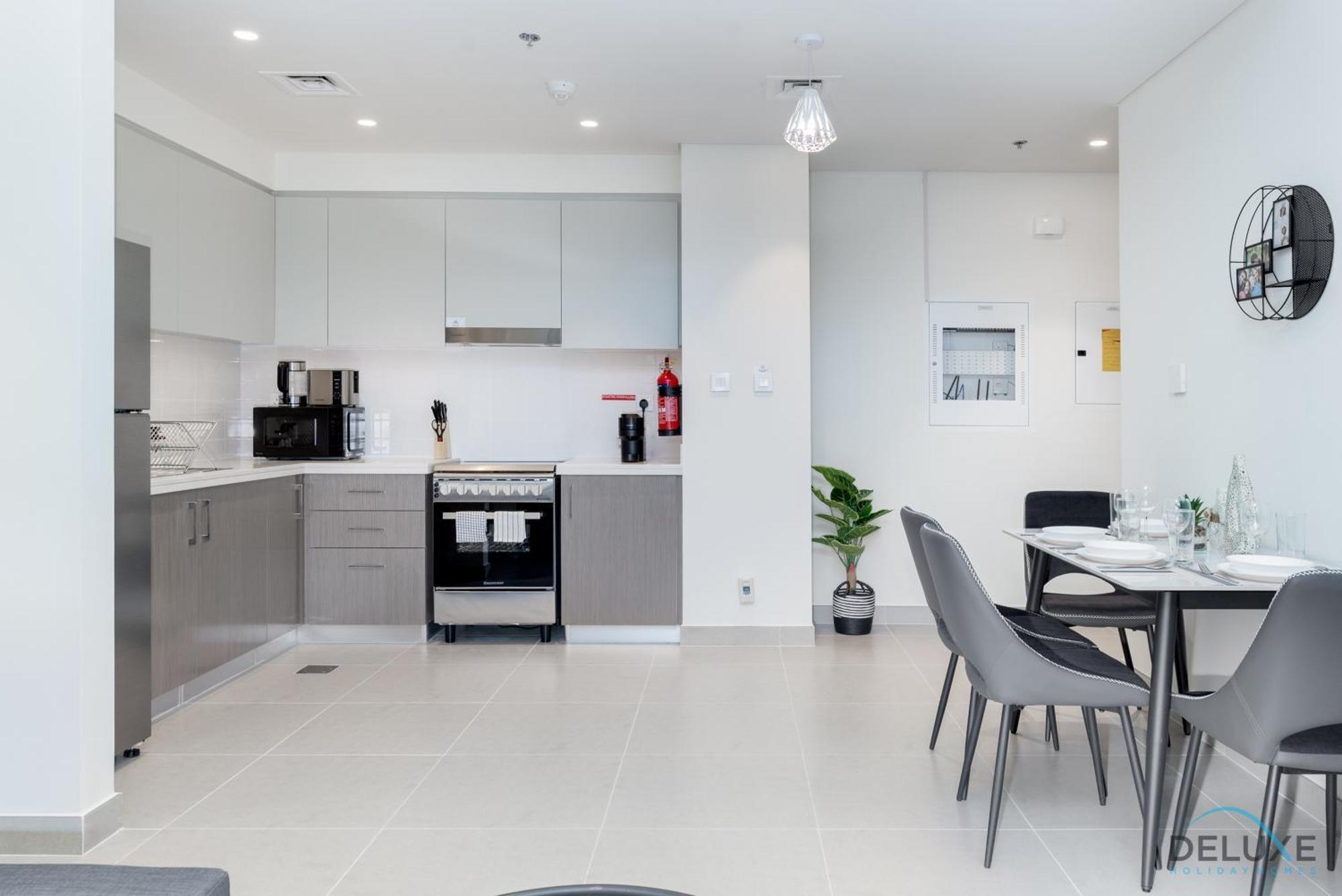 Apartment Beautiful 1br At Tower 2 Downtown By Deluxe Homes Dubai