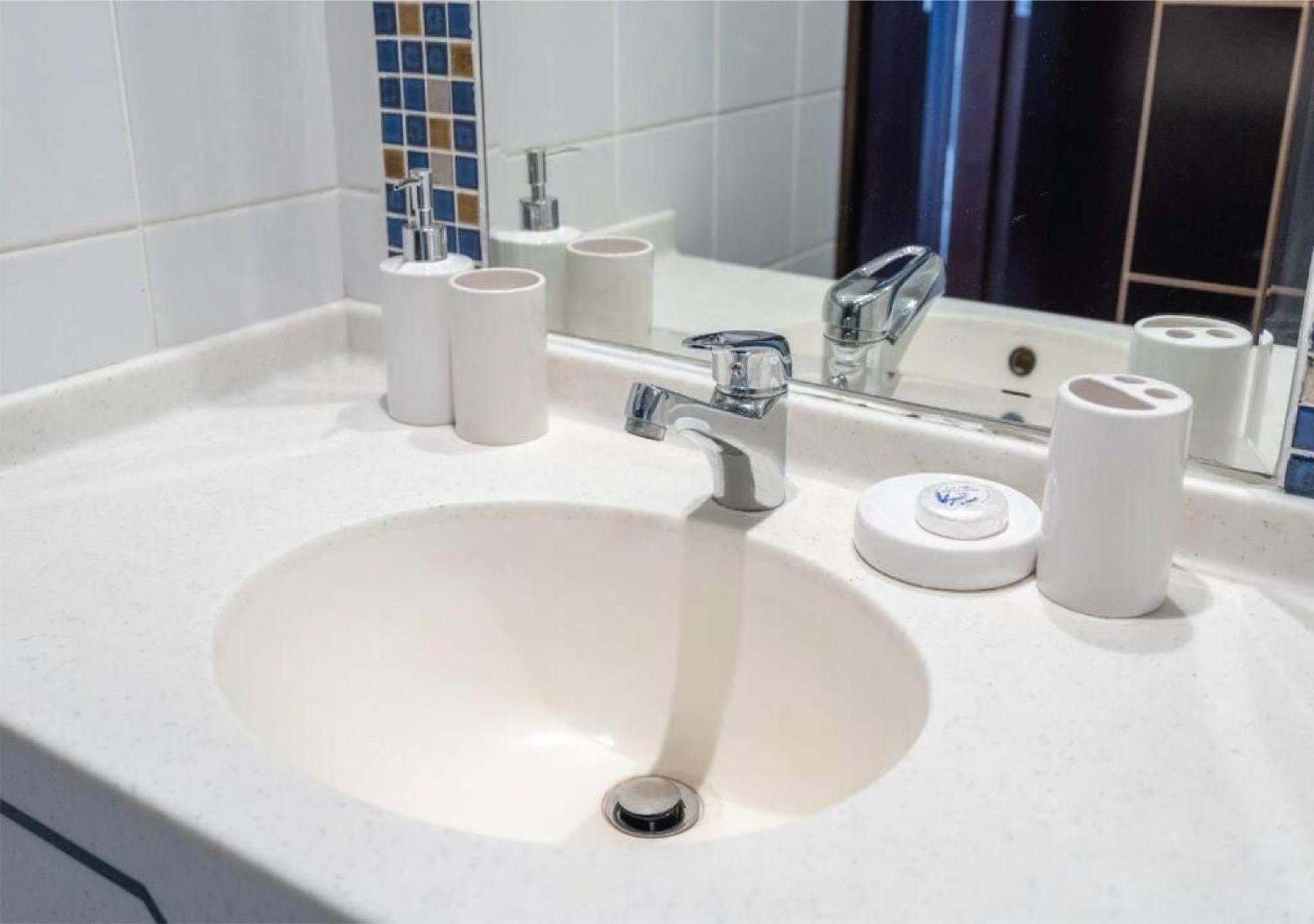 Havn - 1 Bedroom In Jlt Infront Of Dmcc Metro *