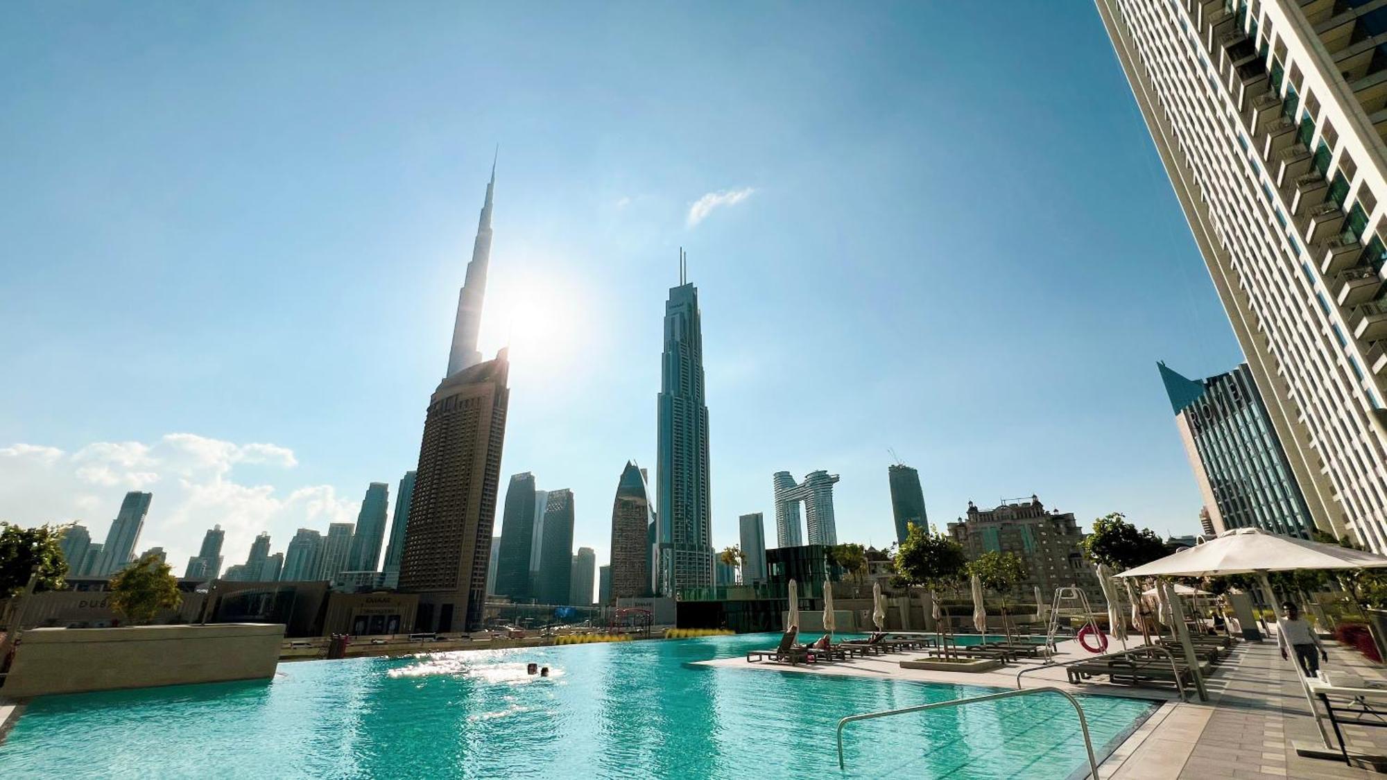 Burj Khalifa View, High Floor, Mall Access, Gym, Infinity-pool, Playground, Bbq, Family Friendly Daire Dubai