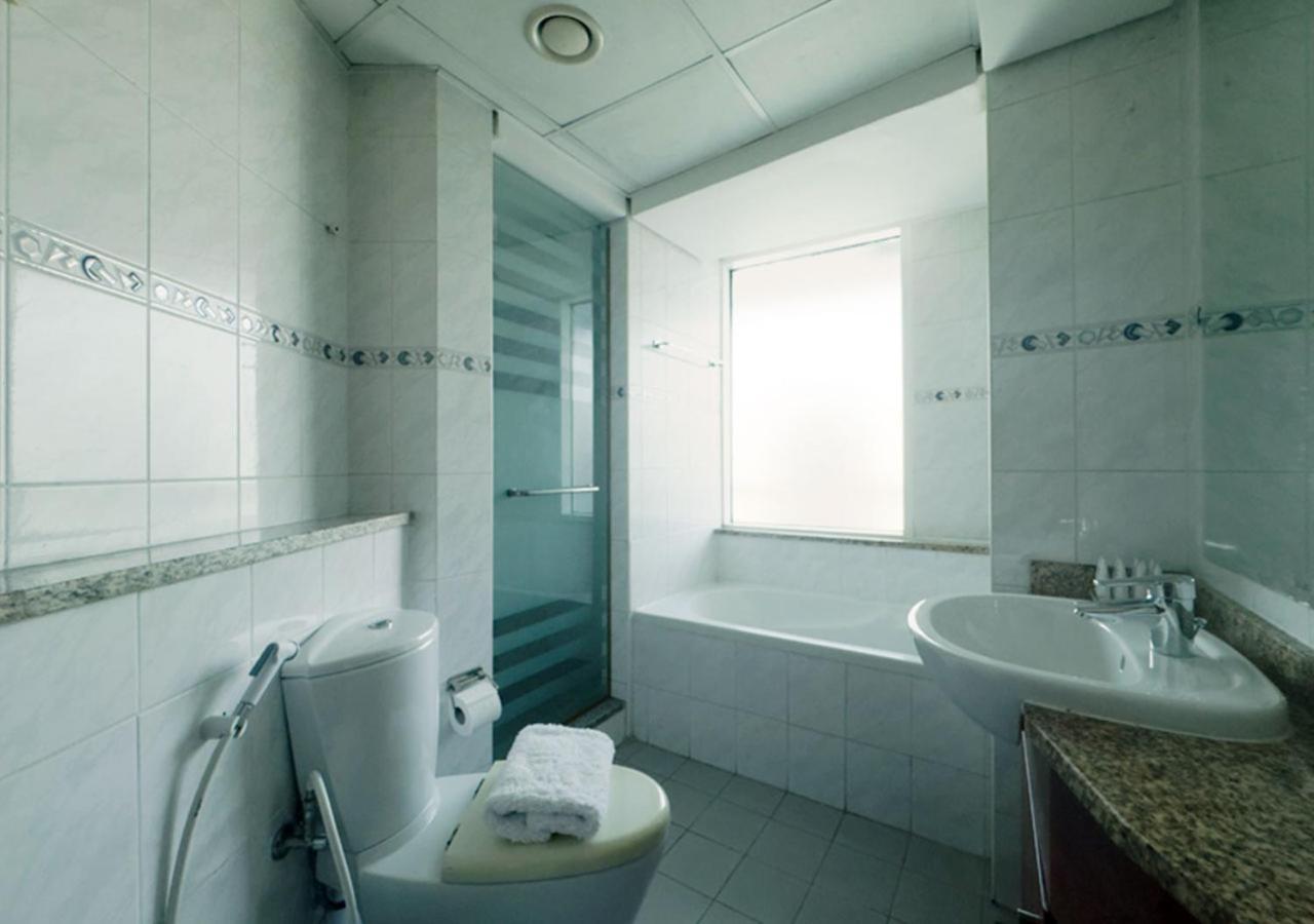 Lake View, 1 Minute Walking To Dmcc Metro Station Dubai