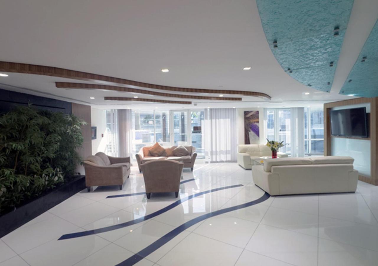 Lake View, 1 Minute Walking To Dmcc Metro Station * Dubai