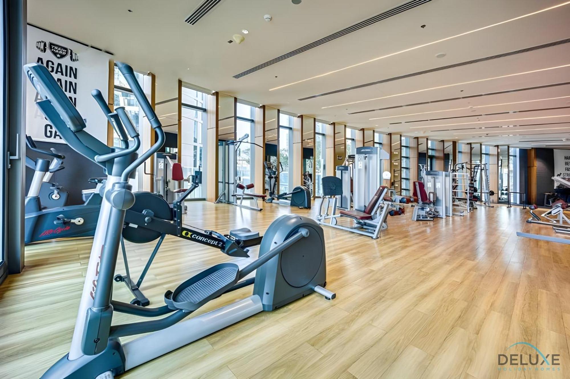 Gorgeous 2br In Burj Vista Tower 1 Downtown By Deluxe * Dubai